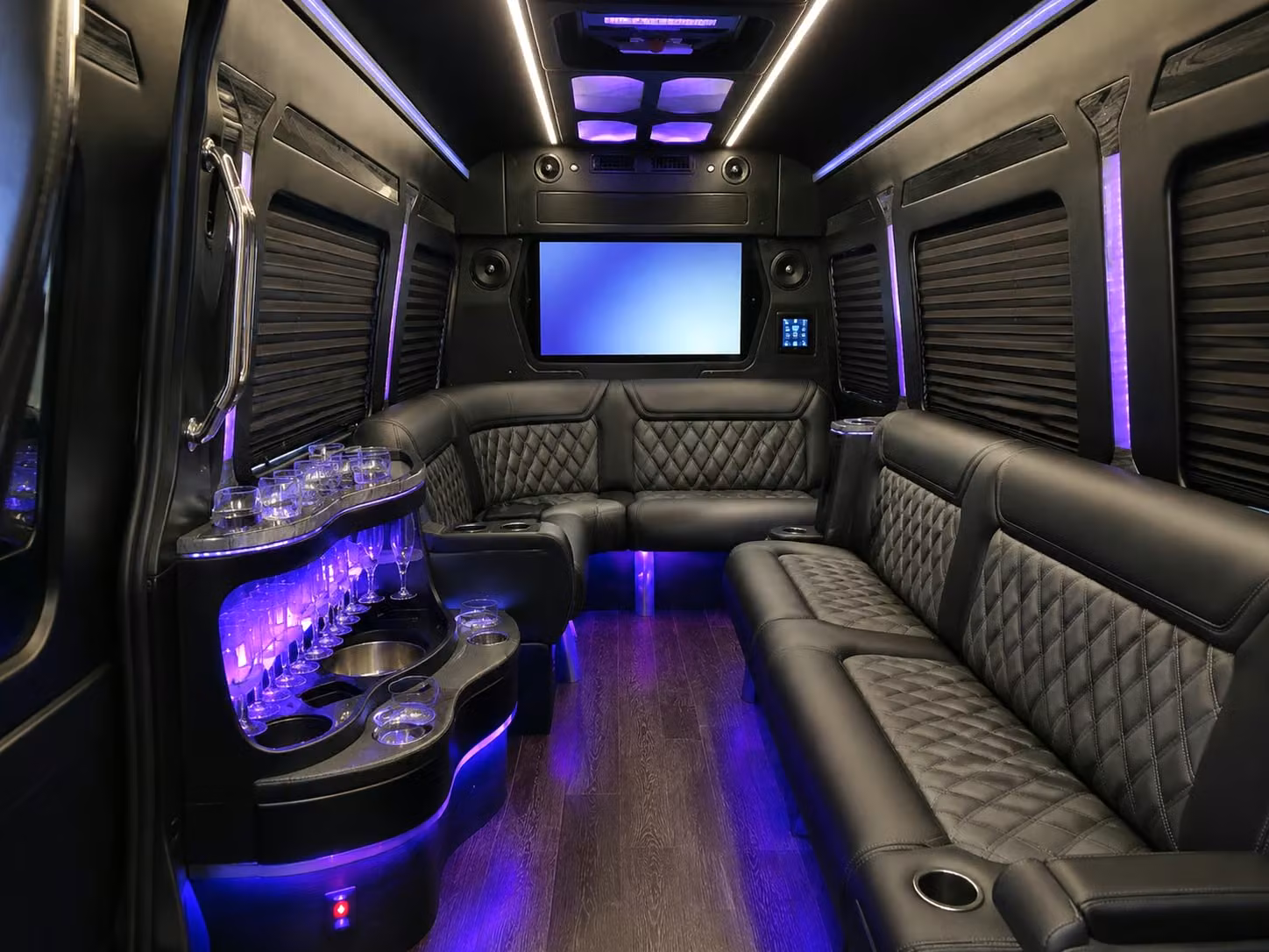 flagstaff corporate event and employee shuttle bus rentals